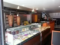 Doner's Paris 12