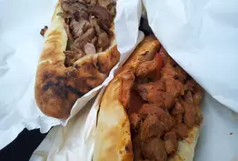 Kebab-frites et kebab brochette agneau - Mg kebab à Cergy