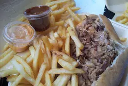 Kebab frites et Chikka Thaï - L'original à Paris