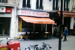 Le soleil de Bodrum Paris 19