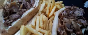 Kebab mix poulet-veau frites - Restaurant Kemer à Courbevoie